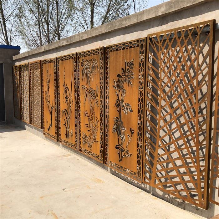 Freestanding Indoor Corten Steel Screen Panel
