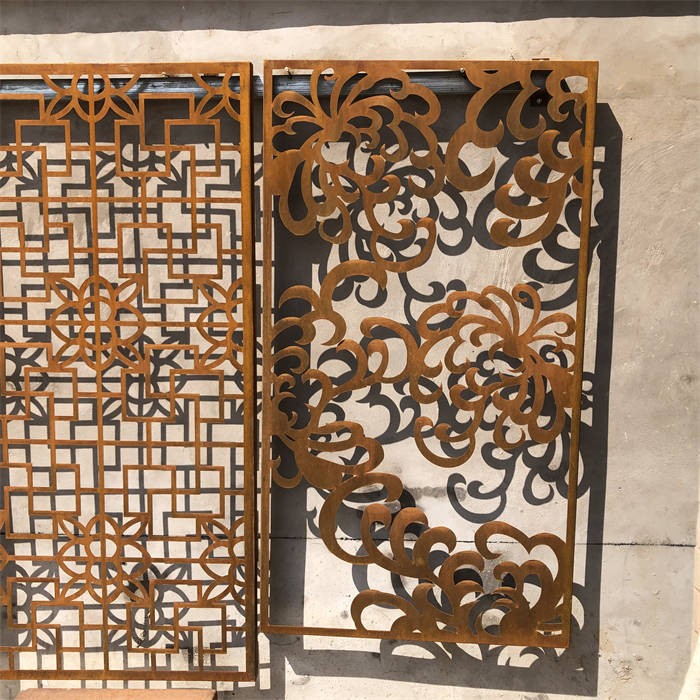 Freestanding Indoor Corten Steel Screen Panel
